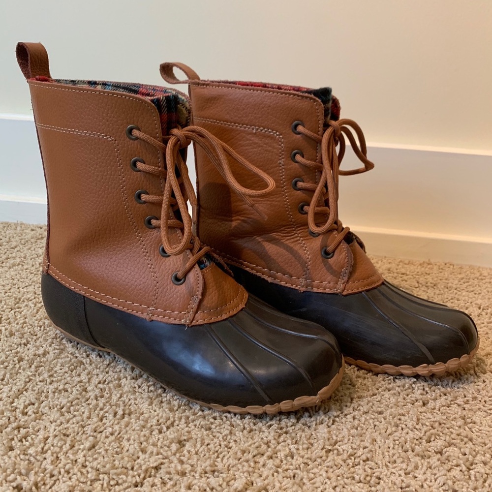 Tan Duck Boots